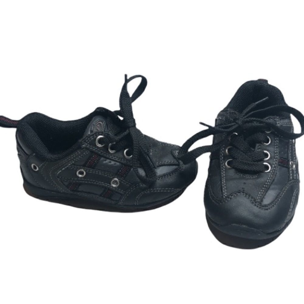 3/$15 or 5/$20 The Children’s Place size 6 black sneakers